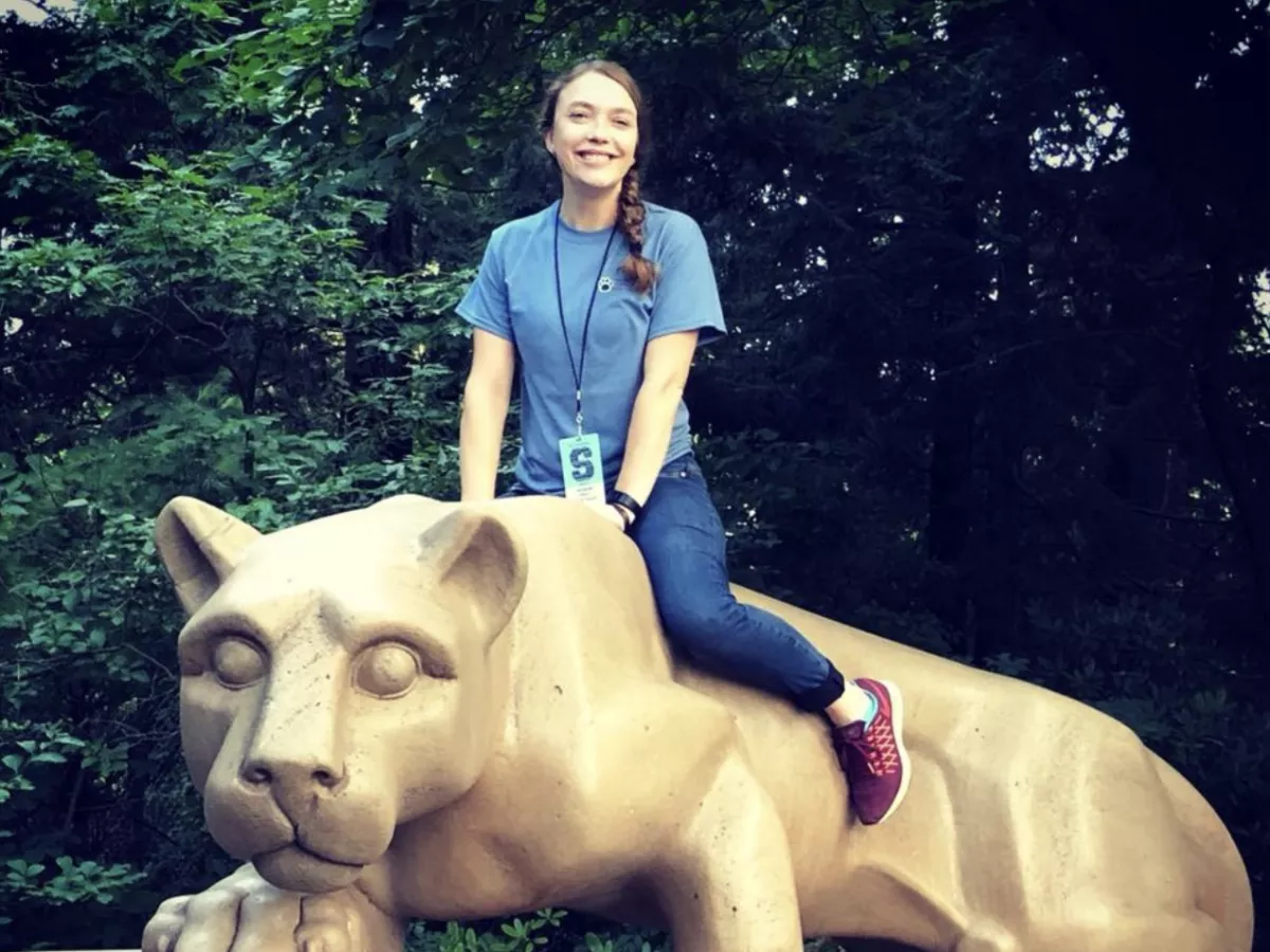 Amanda Nelson on the Nittany Lion Shrine